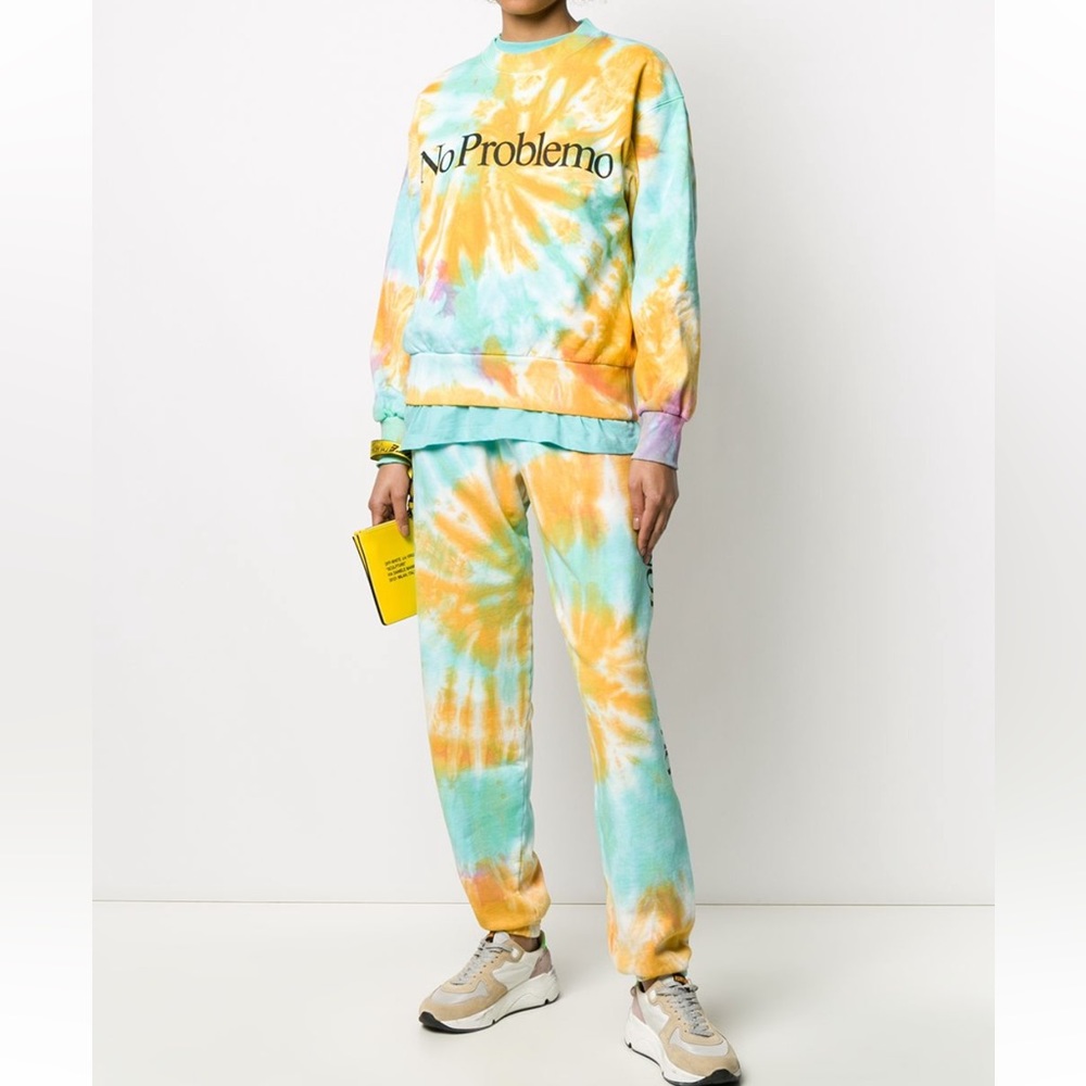 ARIES TIE-DYE “NO PROBLEMO” SWEATSHIRT & SWEATPANTS SET UNISEX SIZE M